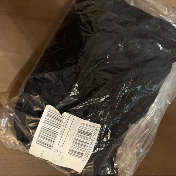 Black Floral Embroidered Tunic Women's Top sz XL Petite - Picture 8 of 8